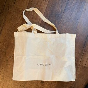 Gucci shopping bag